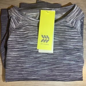 All In Motion moisture Wicking rash guard thumbhole cuffs NEW SMALL